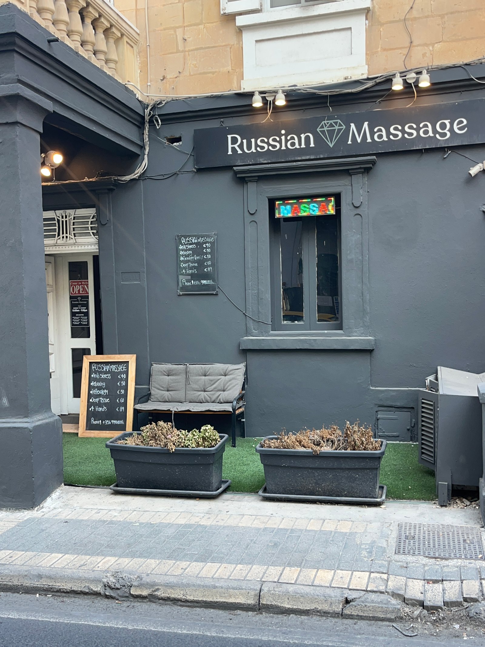 Fachada Russian Massage Spa - 9 Church St
